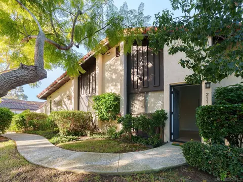 211 S Shorehang Ln, Encinitas, CA 92024 photo 3
