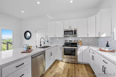 10022 Pandora Dr, La Mesa, CA 91941 photo 21