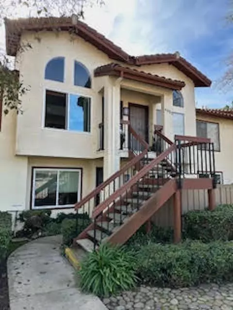 4080 Porte La Paz #12, San Diego, CA 92122