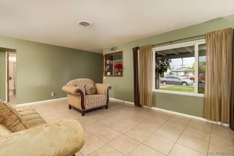 370 Jade Dr, Hemet, CA 92543 photo 6