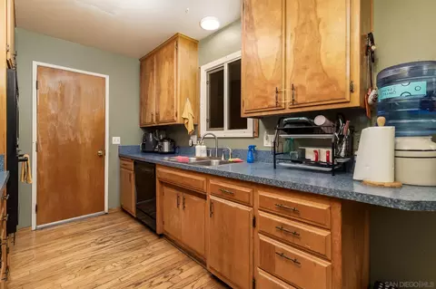 370 Jade Dr, Hemet, CA 92543 photo 8