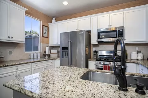 3627 Jetty Pt, Carlsbad, CA 92010 photo 10