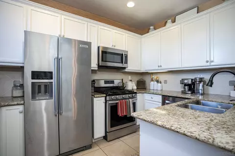 3627 Jetty Pt, Carlsbad, CA 92010 photo 11