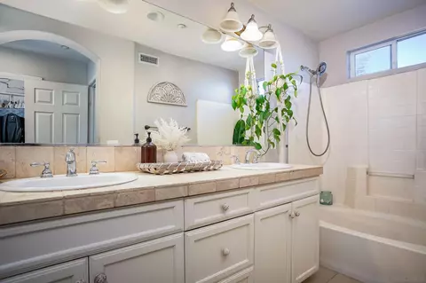 3627 Jetty Pt, Carlsbad, CA 92010 photo 18