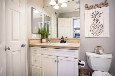 3627 Jetty Pt, Carlsbad, CA 92010 photo 17