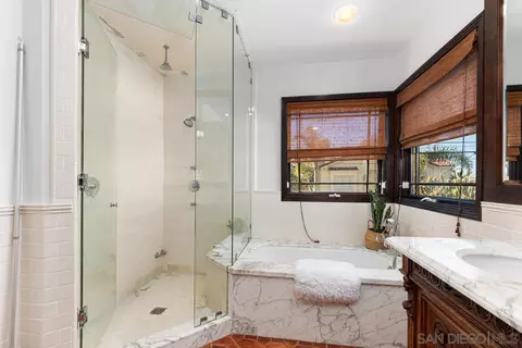 504 Rosemont St, La Jolla, CA 92037 photo 31