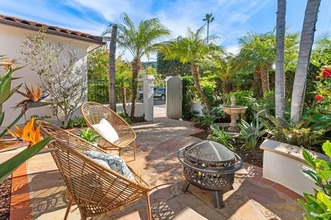 504 Rosemont St, La Jolla, CA 92037 photo 4