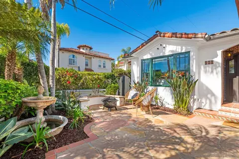 504 Rosemont St, La Jolla, CA 92037 photo 9