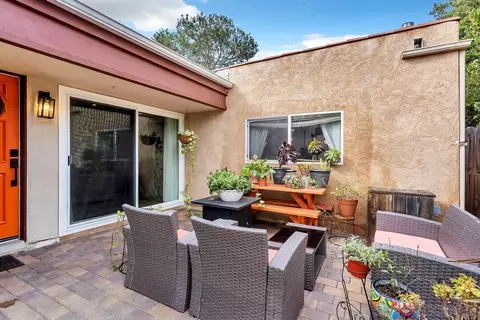 2867 Glen Canyon Cir, Spring Valley, CA 91977