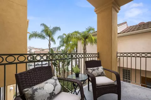 Exterior - 4080 Front St #203, San Diego, CA 92103 photo 1 of 9