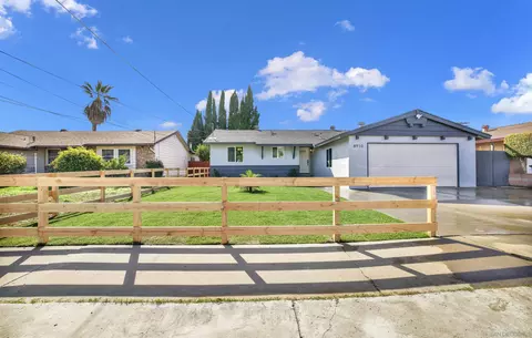 8913 Frederick, Spring Valley, CA 91977 photo 6