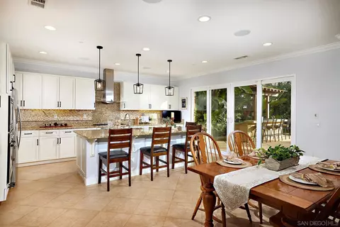 3371 Corte Panorama, Carlsbad, CA 92009 photo 11