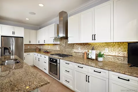 3371 Corte Panorama, Carlsbad, CA 92009 photo 14
