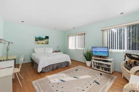 Bedroom - 213 Ocean View Ave, Del Mar, CA 92014 photo 2 of 4