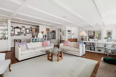 Living - 213 Ocean View Ave, Del Mar, CA 92014 photo 3 of 5