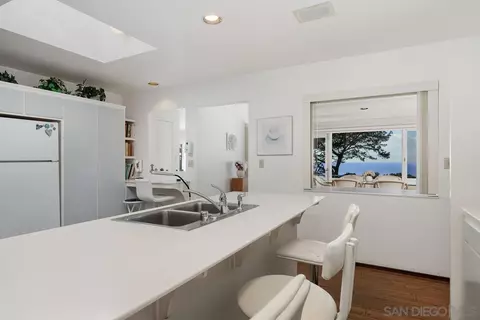 Kitchen - 213 Ocean View Ave, Del Mar, CA 92014 photo 3 of 3