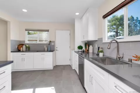 5685 Jackson Dr, La Mesa, CA 91942 photo 14
