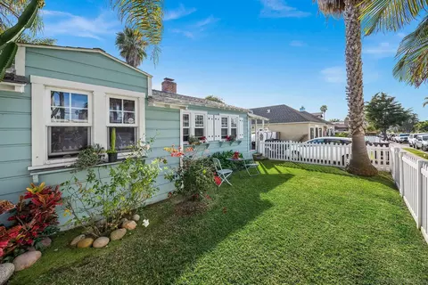 447-49 Nautilus St, La Jolla, CA 92037