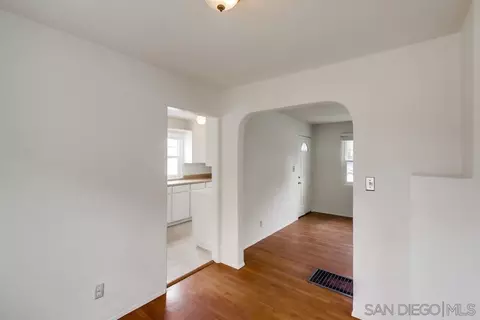 447-49 Nautilus St, La Jolla, CA 92037 photo 14
