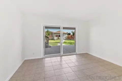 2010 Elevada St, Oceanside, CA 92054 photo 24