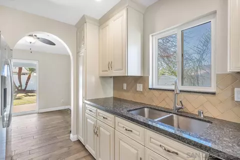 10205 Princess Marcie Dr, Santee, CA 92071 photo 12