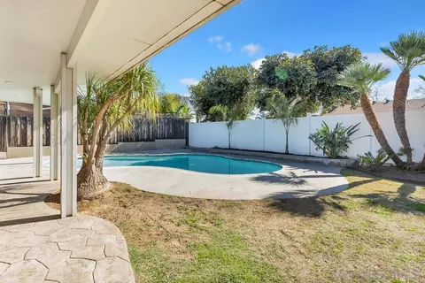 10205 Princess Marcie Dr, Santee, CA 92071 photo 26
