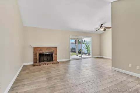 10205 Princess Marcie Dr, Santee, CA 92071 photo 5