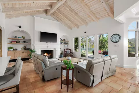 Living - 14953 Huntington Gate Dr, Poway, CA 92064 photo 1 of 7