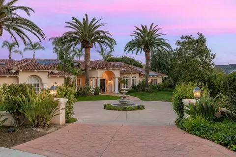 Exterior - 14953 Huntington Gate Dr, Poway, CA 92064 photo 2 of 19