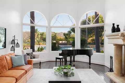 Living - 14953 Huntington Gate Dr, Poway, CA 92064 photo 7 of 7