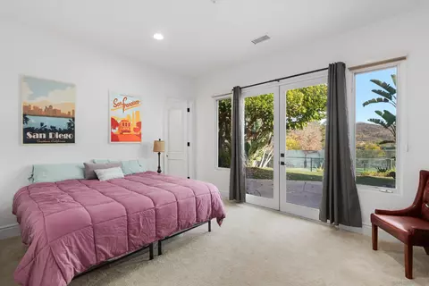 Bedroom - 14953 Huntington Gate Dr, Poway, CA 92064 photo 3 of 4