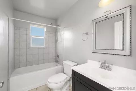 Bath - 9106 Inverness Rd, Santee, CA 92071 photo 5 of 5