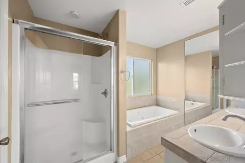 Bath - 9106 Inverness Rd, Santee, CA 92071 photo 4 of 5