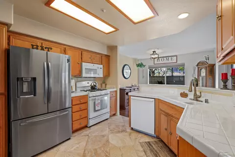 Kitchen - 395 Whispering Willow Dr #C, Santee, CA 92071 photo 1 of 4