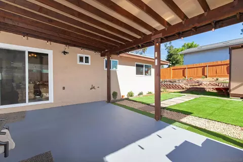8884 Echo Dr, La Mesa, CA 91941 photo 19