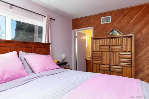 8884 Echo Dr, La Mesa, CA 91941 photo 13