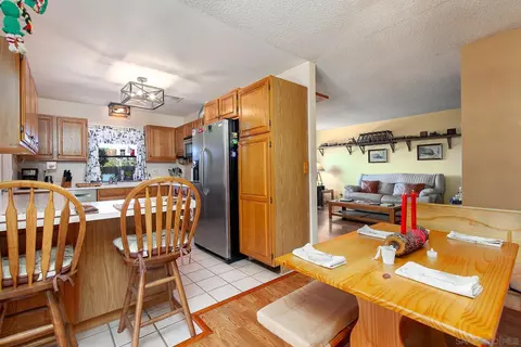 8884 Echo Dr, La Mesa, CA 91941 photo 7