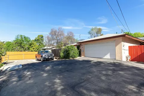 8884 Echo Dr, La Mesa, CA 91941 photo 32