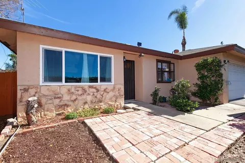 8884 Echo Dr, La Mesa, CA 91941 photo 2