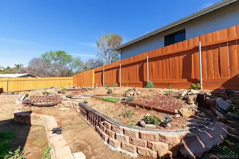 8884 Echo Dr, La Mesa, CA 91941 photo 28