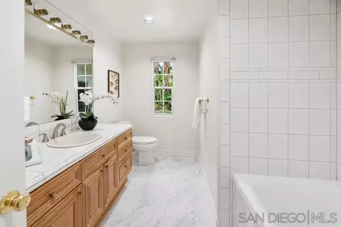296 Royal Crest Ct, Escondido, CA 92025 photo 26