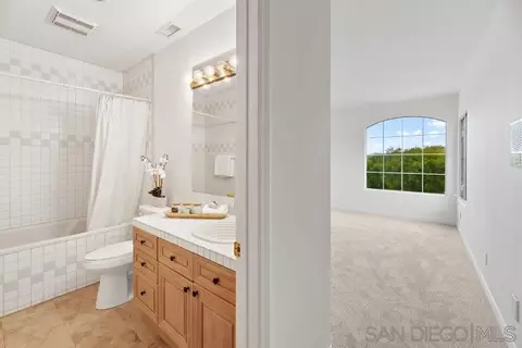 296 Royal Crest Ct, Escondido, CA 92025 photo 36