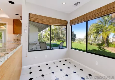 2418 Torrejon Pl, Carlsbad, CA 92009 photo 12