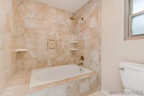 2418 Torrejon Pl, Carlsbad, CA 92009 photo 27