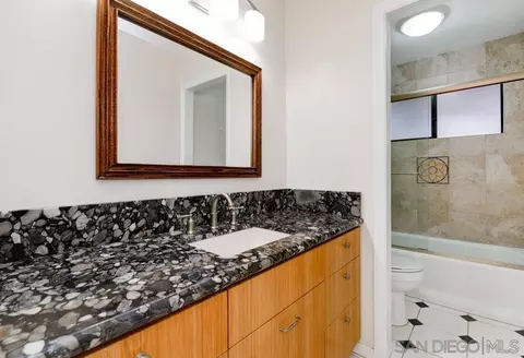 2418 Torrejon Pl, Carlsbad, CA 92009 photo 31