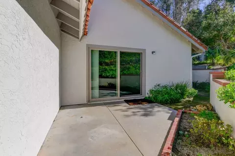 2418 Torrejon Pl, Carlsbad, CA 92009 photo 28