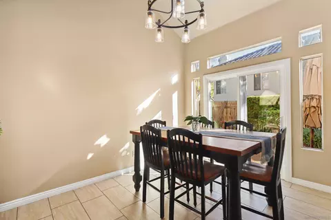 Dining - 13575 Quiet Hills Dr, Poway, CA 92064 photo 4 of 4
