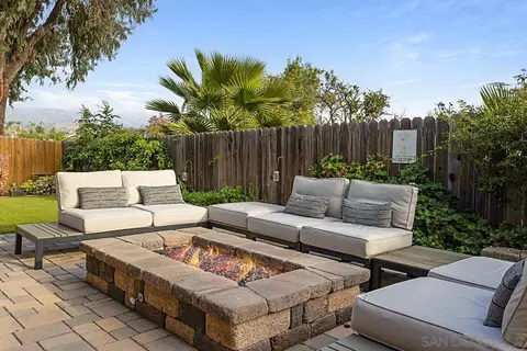 1653 Hawk Ridge Pl, Escondido, CA 92027 photo 40
