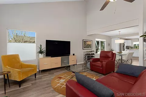 1653 Hawk Ridge Pl, Escondido, CA 92027 photo 6