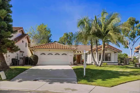2021 Sonora Ct, Vista, CA 92081 photo 2